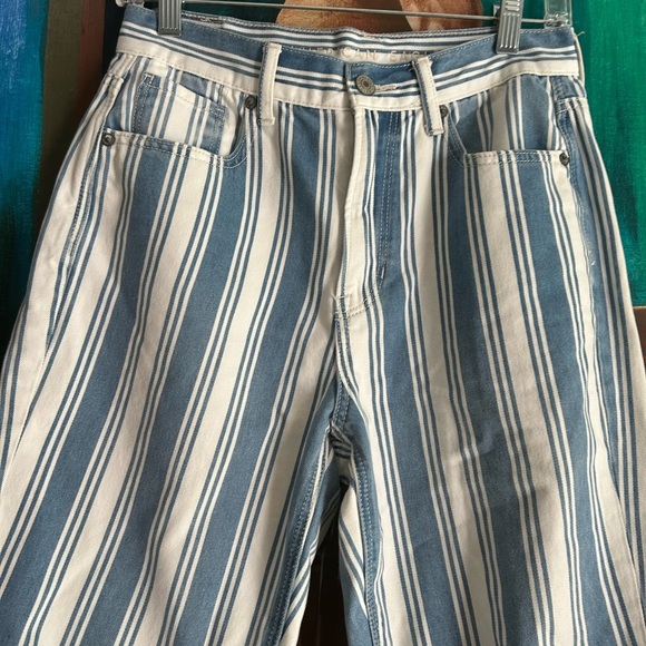 American Eagle Outfitters Blue and White Striped Straight Leg Jeans Size 4 - Picture 3 of 16